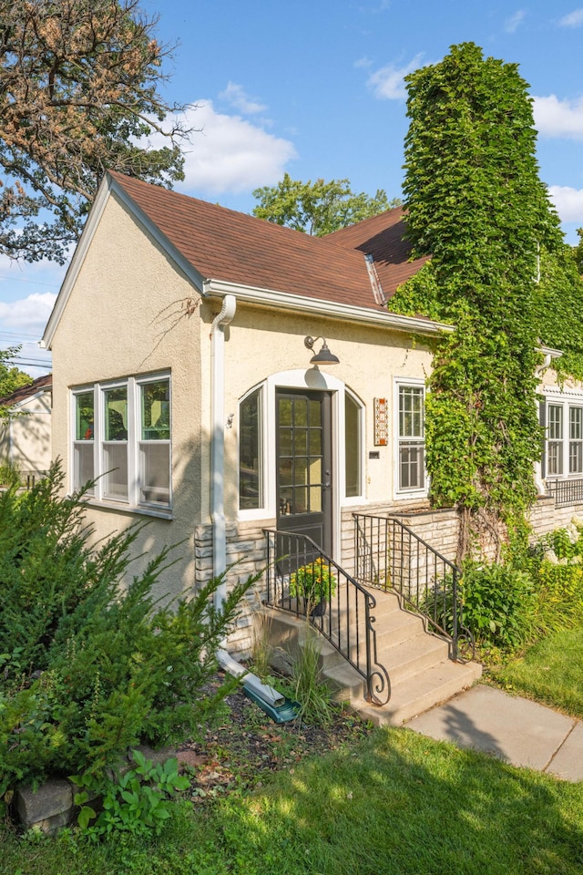 view of front of house