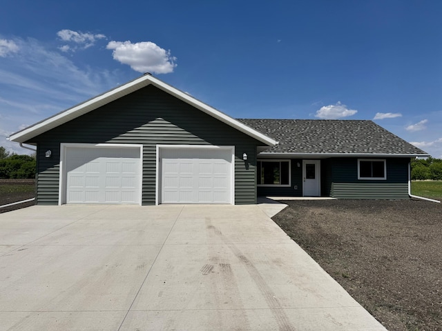 106 Front St, Tracy, MN 56175 - ranch-style house with driveway