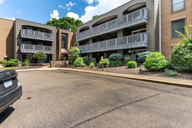 2800 Hamline Ave N Unit 150, Roseville, MN 55113 - view of apartment building / complex