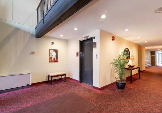 2800 Hamline Ave N Unit 150, Roseville, MN 55113 - building lobby with recessed lighting