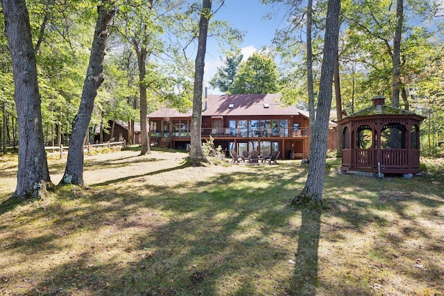 view of yard featuring a gazebo