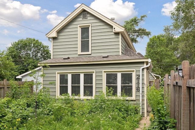 view of home's exterior