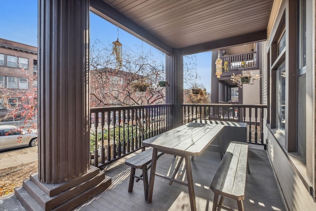 balcony featuring covered porch