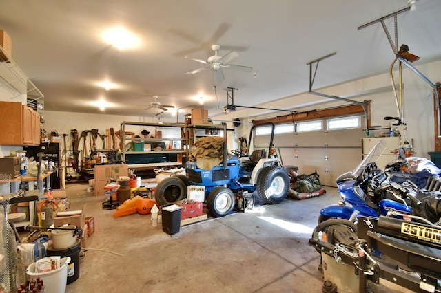 garage featuring ceiling fan