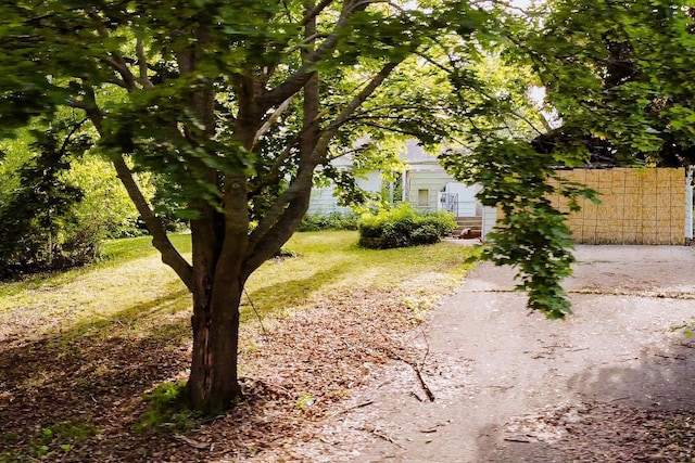 3670 Robin Ln, Minnetonka, MN 55305