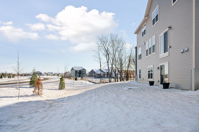 view of yard featuring a residential view