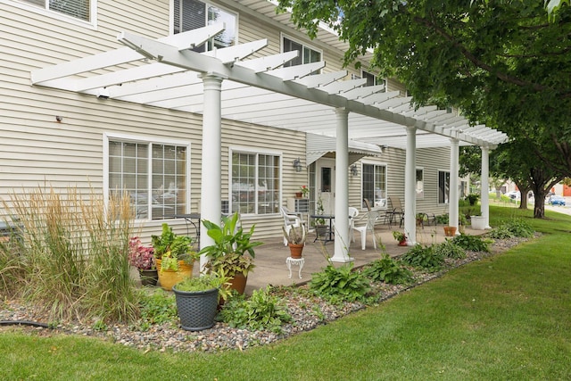 view of patio featuring a pergola