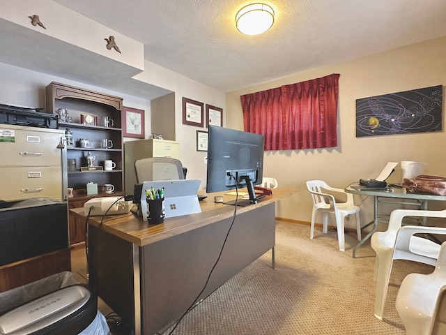 1606 Shore Dr, Worthington, MN 56187 - home office featuring light colored carpet