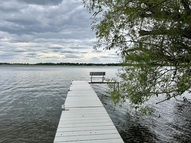 1606 Shore Dr, Worthington, MN 56187 - dock area with a water view