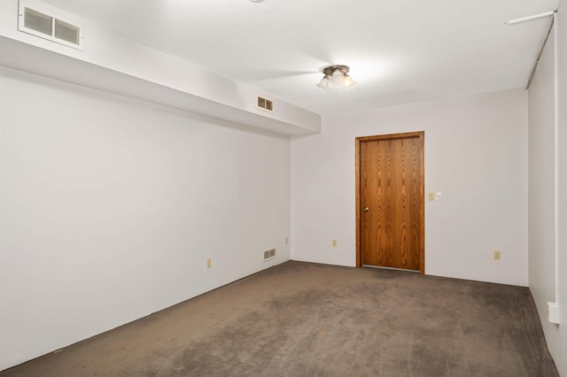 451 Everett St N, Stillwater, MN 55082 - unfurnished room with carpet floors
