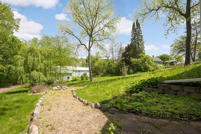 451 Everett St N, Stillwater, MN 55082 - view of yard