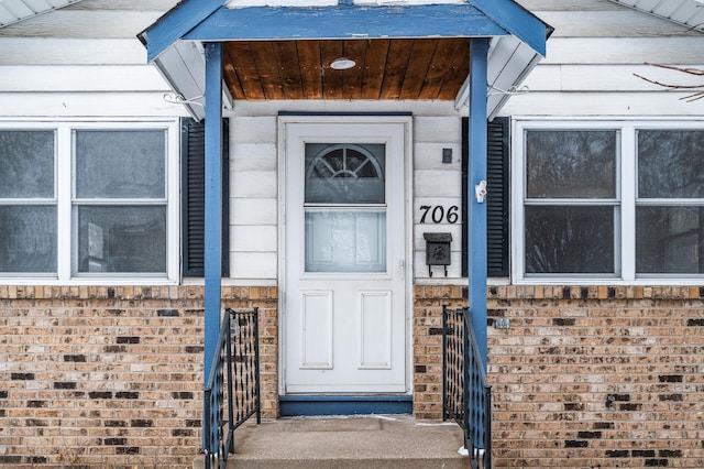 view of property entrance