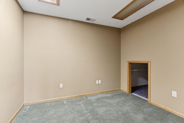 spare room with carpet