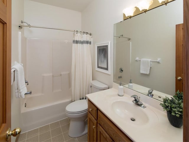 full bathroom featuring tile patterned flooring, vanity, shower / bathtub combination with curtain, and toilet