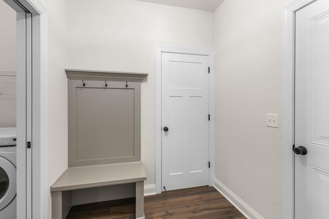 mudroom with washer / clothes dryer and dark hardwood / wood-style floors