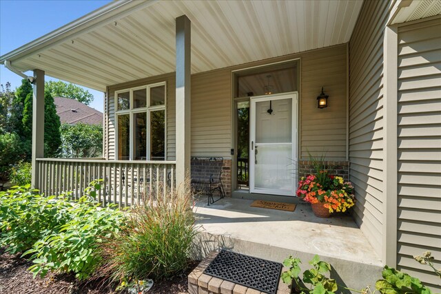 property entrance with a porch