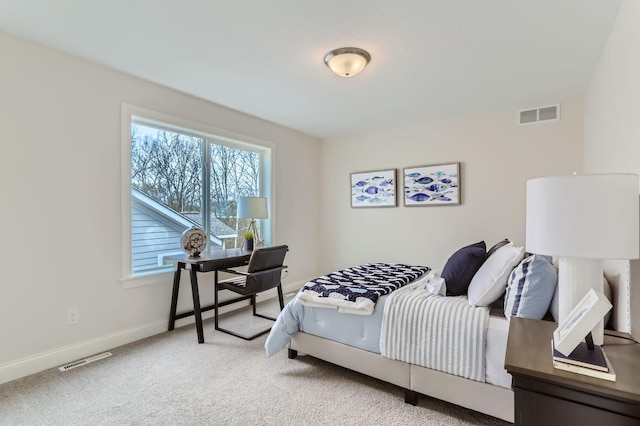 bedroom with carpet