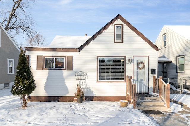 view of front of property