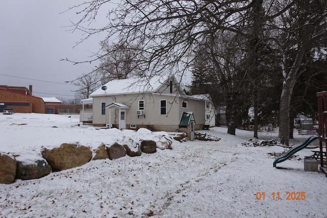 view of front of house