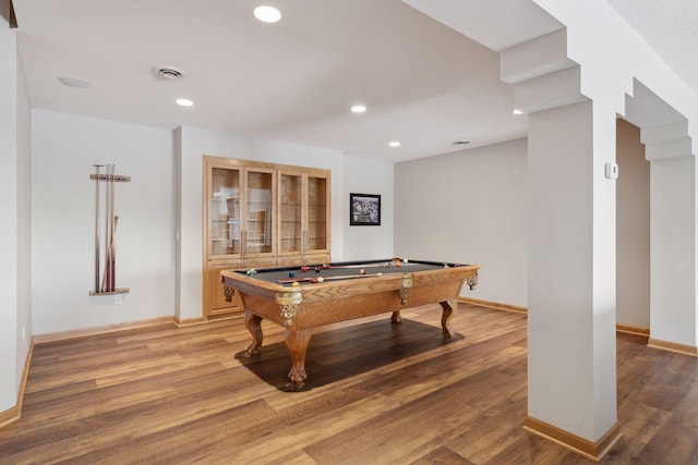 playroom with hardwood / wood-style flooring and billiards