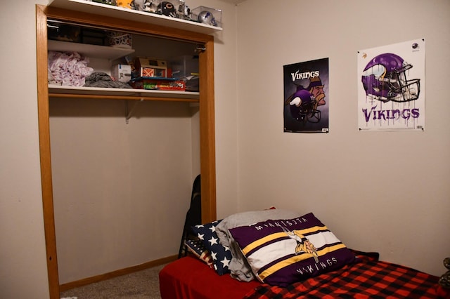 bedroom featuring carpet floors