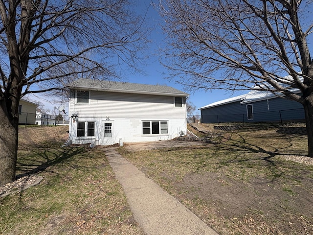 707 Haarfager Ave N, Canby, MN 56220 - view of back of property