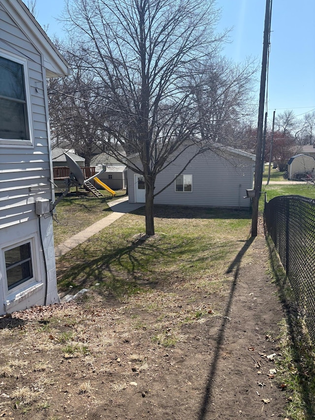 707 Haarfager Ave N, Canby, MN 56220 - view of yard