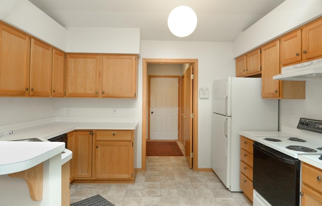 kitchen featuring electric range and sink