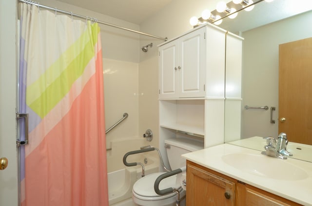 full bathroom with toilet, shower / bath combo with shower curtain, and vanity