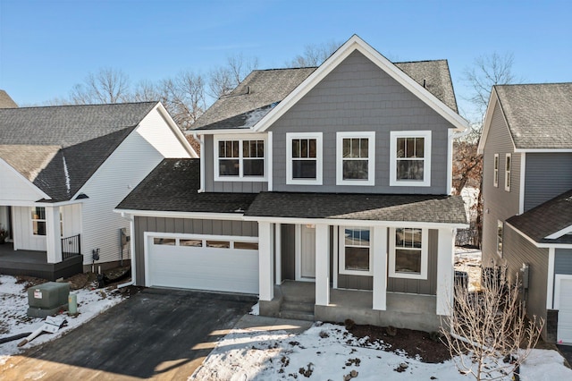 view of front facade featuring a garage