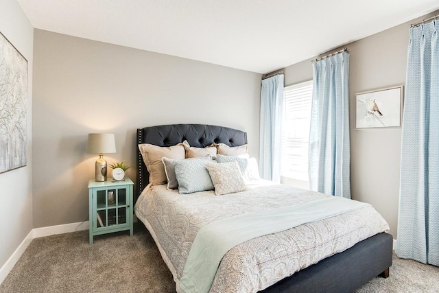 bedroom with carpet flooring