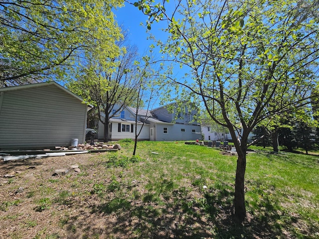 412 Prairie Ave, Faribault, MN 55021 - view of grassy yard