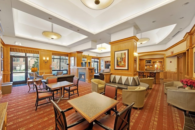 500 Grant St Unit 204, Minneapolis, MN 55404 - building lobby featuring a decorative wall