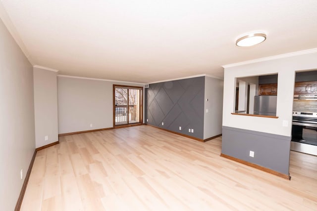 unfurnished living room featuring crown molding, light wood-style floors, and baseboards