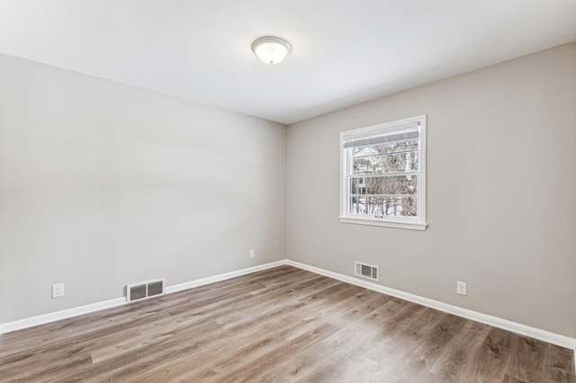 empty room featuring light hardwood / wood-style flooring