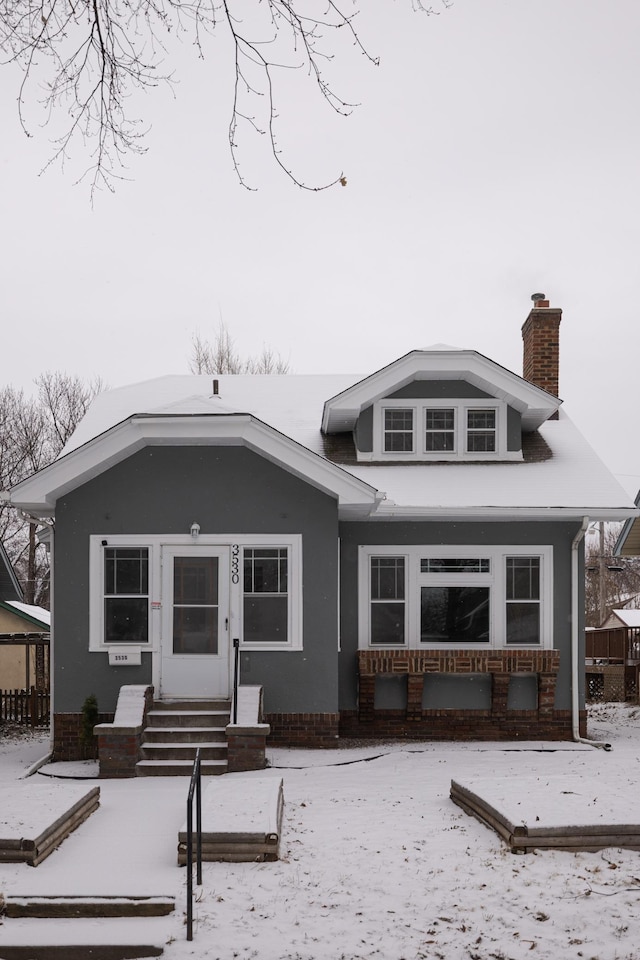 view of front of property