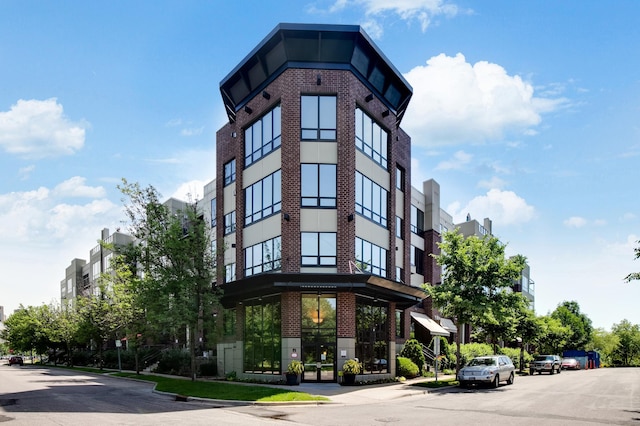 312 Spring St Unit 309, Saint Paul, MN 55102 - view of building exterior