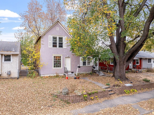 view of front of property