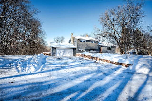 view of front facade with a garage