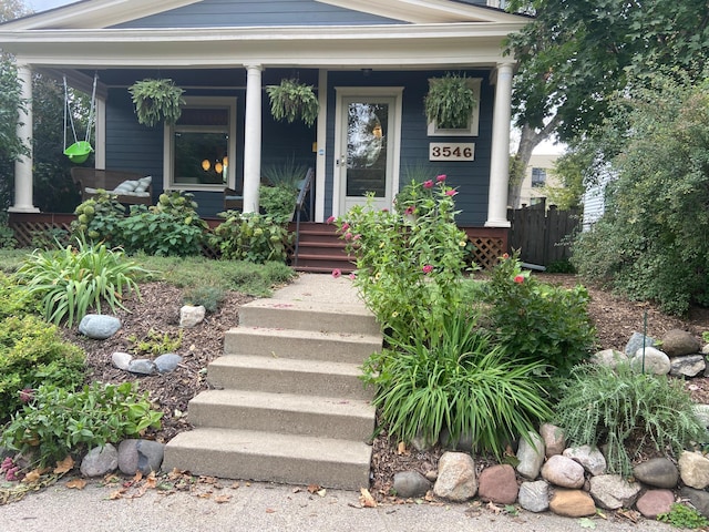 view of front of property with covered porch