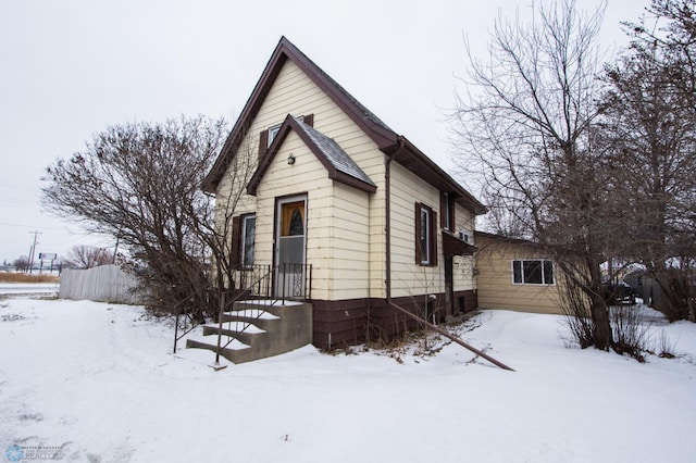 view of front of house