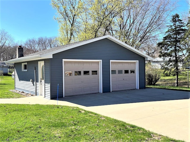 view of detached garage