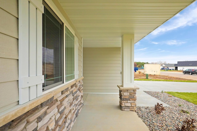 view of patio / terrace with a porch