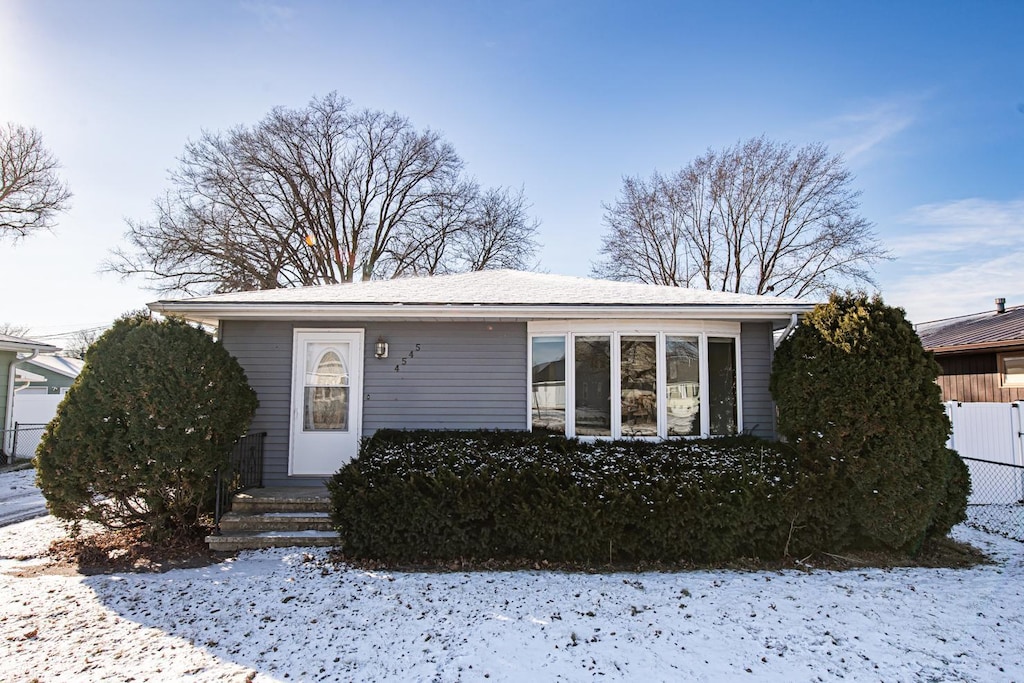 view of front of home