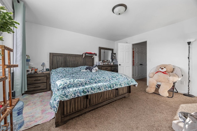 bedroom with carpet flooring