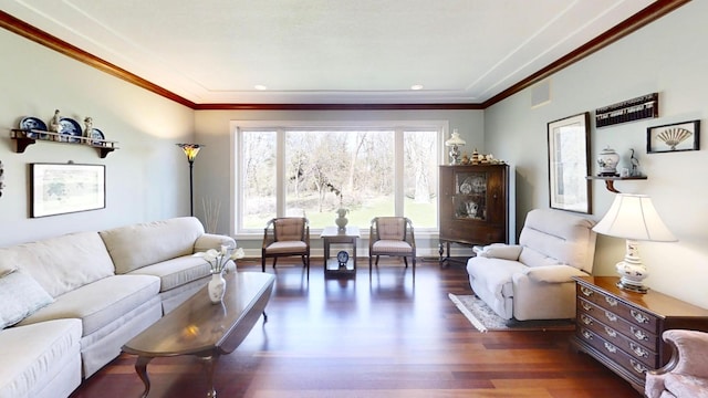 12326 Falk Trl, Northfield, MN 55057 - living room with wood finished floors, ornamental molding, recessed lighting, and baseboards