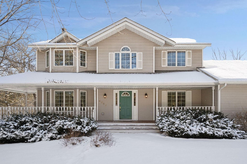 view of front of property with a porch