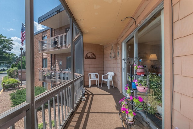 5440 Three Points Blvd Unit 525, Mound, MN 55364 - view of balcony