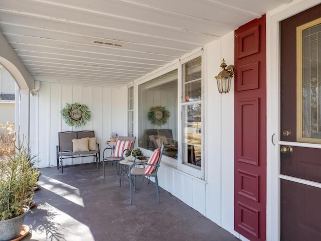 view of patio / terrace with a porch