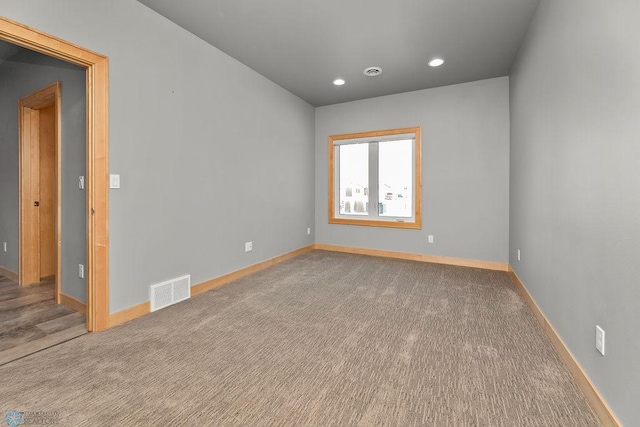 1336 Goldenwood Dr, West Fargo, ND 58078 - carpeted empty room featuring recessed lighting and baseboards